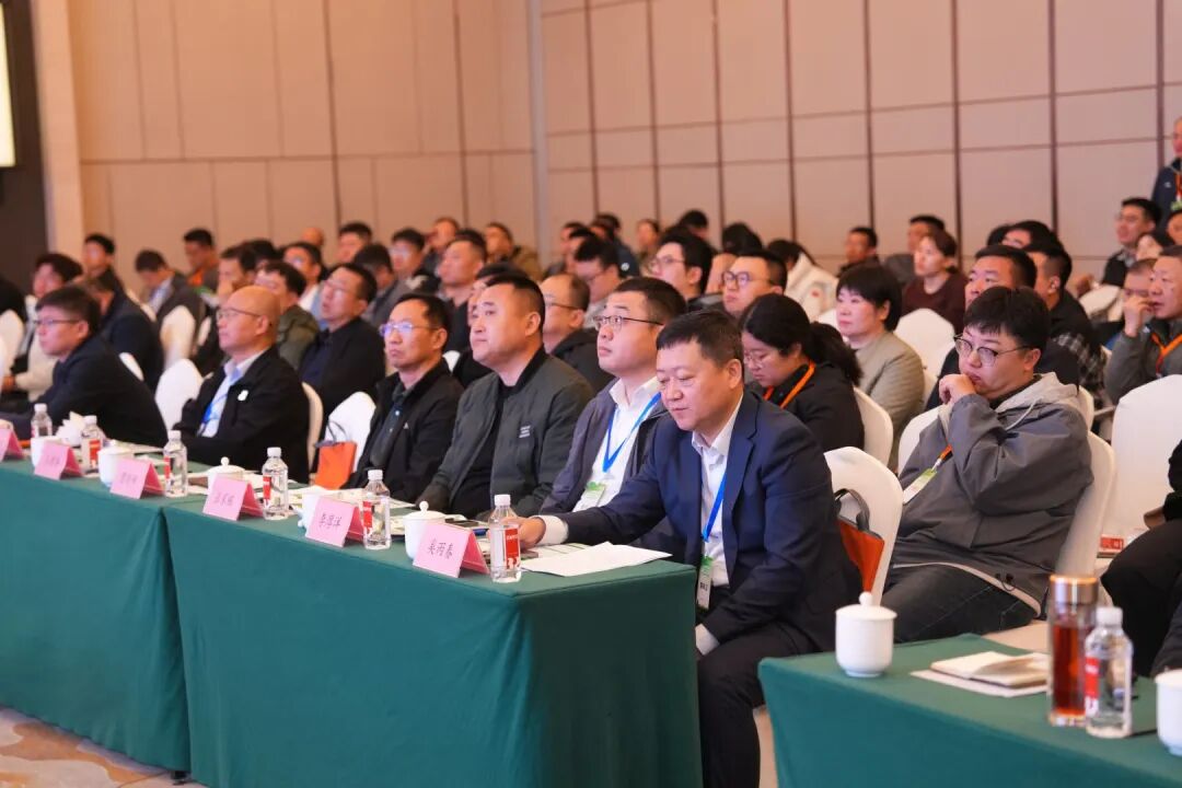 快訊丨供熱企業(yè)節(jié)能減碳增效工作經(jīng)驗(yàn)交流與統(tǒng)計(jì)工作培訓(xùn)會(huì)及標(biāo)準(zhǔn)宣貫會(huì)圓滿(mǎn)落幕